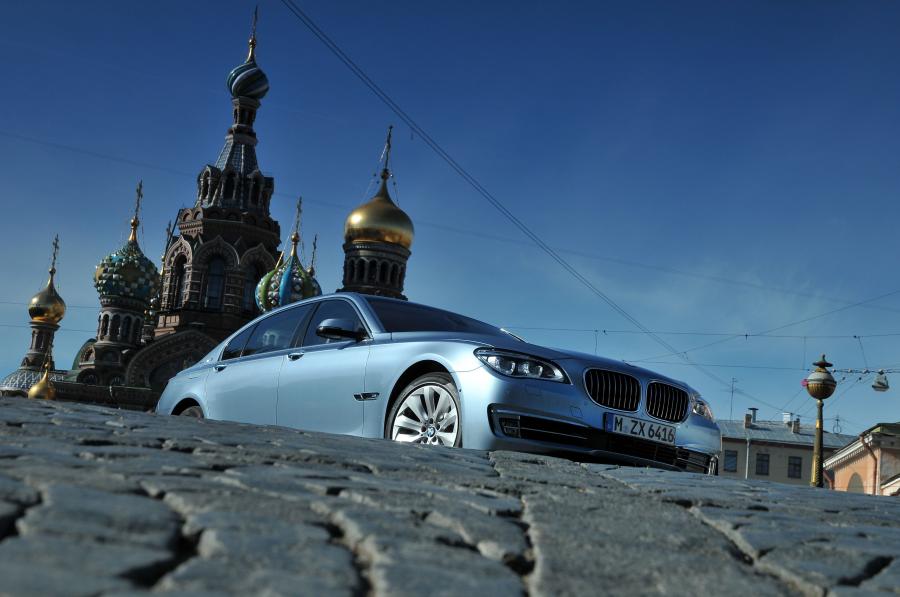  BMW ActiveHybrid 7 2013 года  (фото 27 из 36)